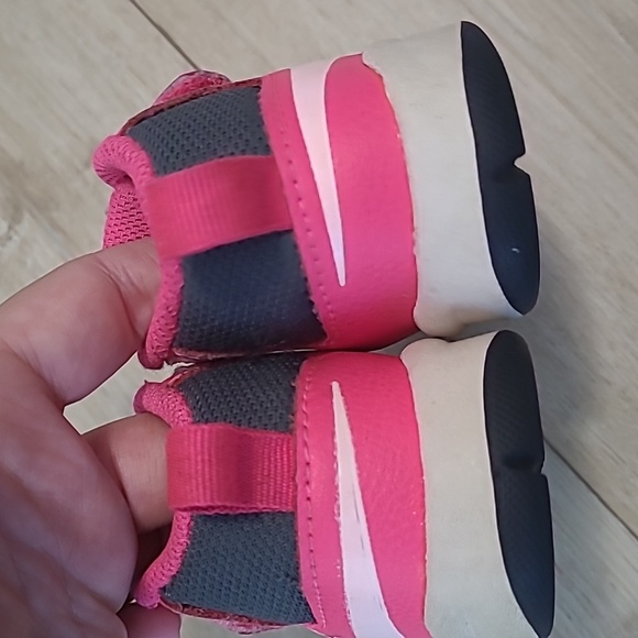 Nike Kids Pink and Gray Sneakers 3c - Picture 6 of 9